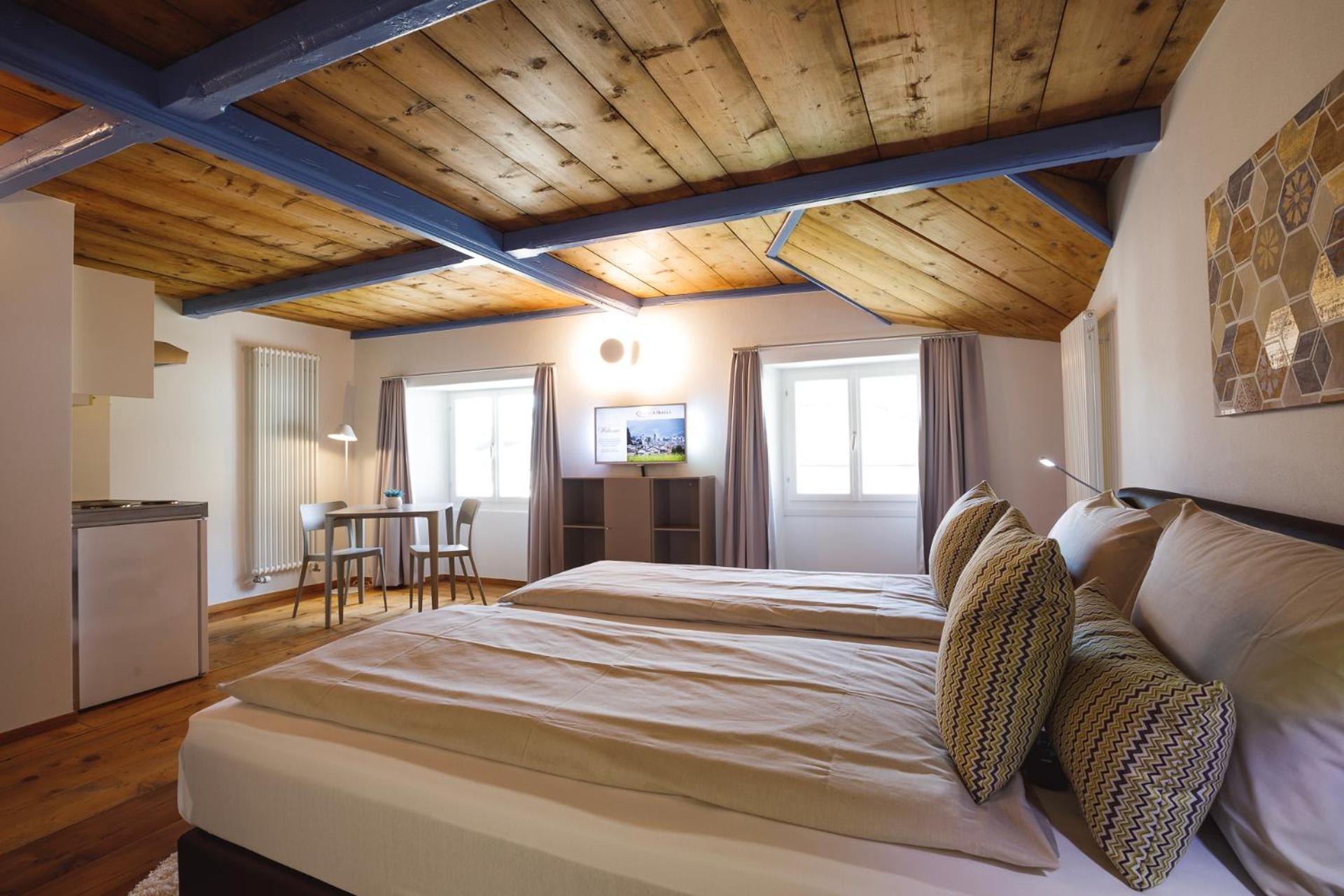 Historic Hotel Albrici ポスキアボ エクステリア 写真